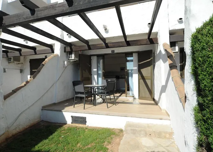 Orange Park Estudio Jardin Vista Piscina